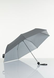 Heijastava sateenvarjo taittomalli